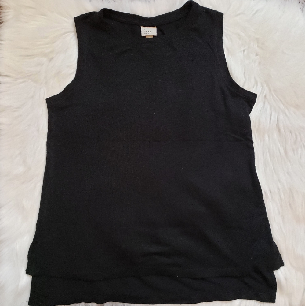 2 for $5 🚀A New Day - Black Knit High Low Tank Top Medium